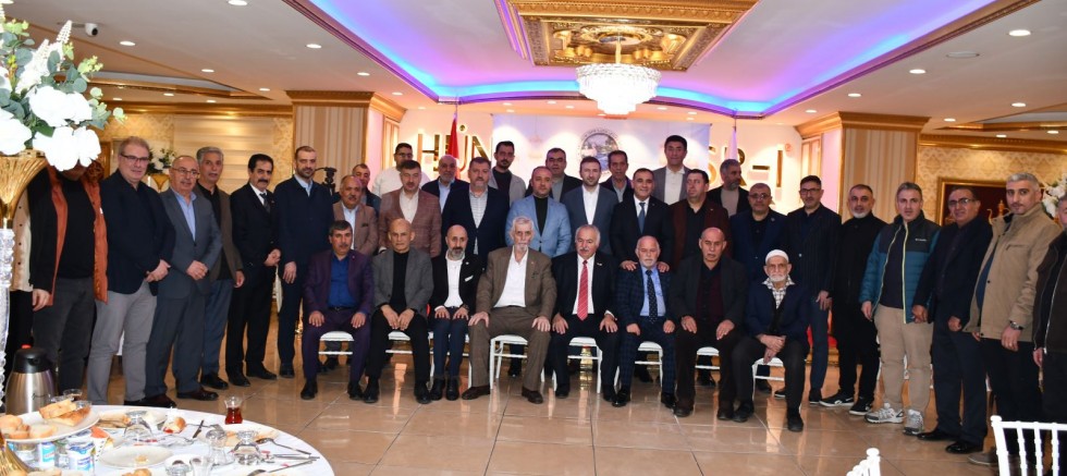 Hanifi Koç’un İftar Sofrasında Sultangazi Buluştu