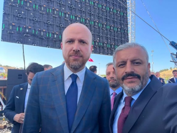 Hüseyin Sevinçtekin, “İyilik Var” Dijital Gönüllülük Platformu Tanıtım Programına Katıldı