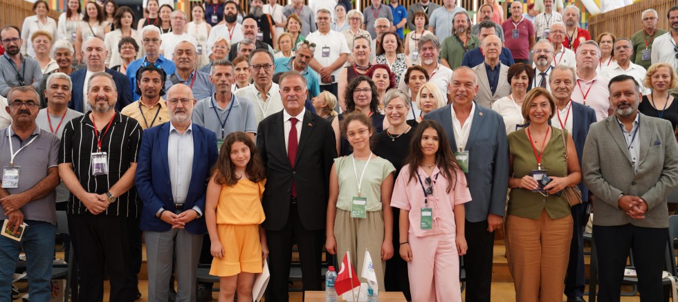 İBB BAŞKANVEKİLİ NURİ ASLAN, KENT KONSEYİ OLAĞAN BİLGİLENDİRME TOPLANTISINDA KONUŞTU 
