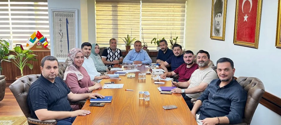  İmdat Kamacı: Haftalık Yönetim Kurulu Toplantısı İl Koordinatörü Ahmet Keserci'nin Katılımıyla Gerçekleştirildi