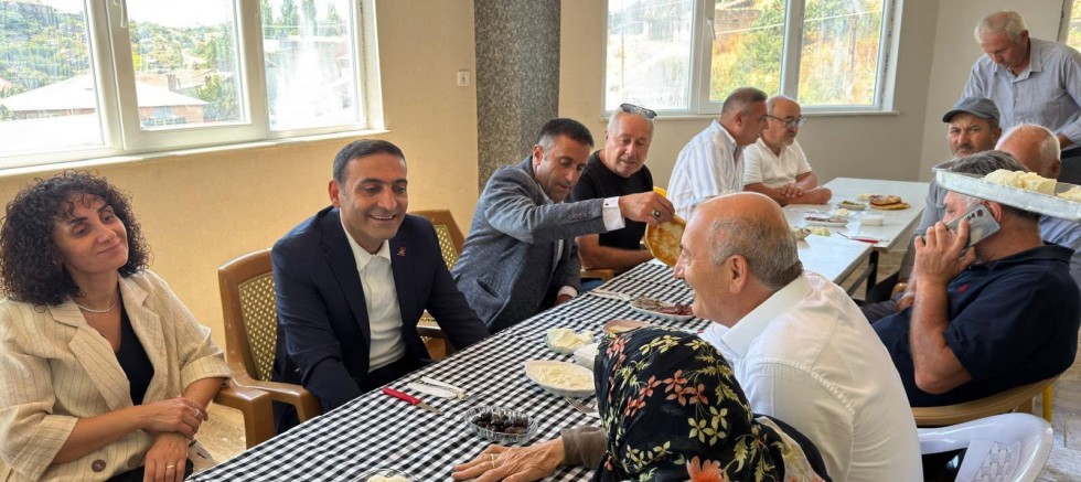 İnan Güney, Sivas Başıbüyük Köyü’nde Hemşehrileriyle Hasret Giderdi