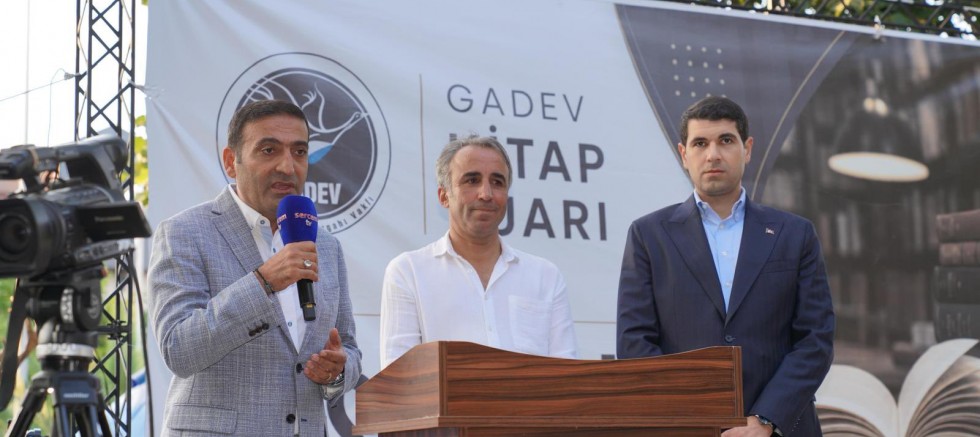 İnan Güney ve Utku Caner Çaykara GADEV Kitap Fuarı’nda Buluştu