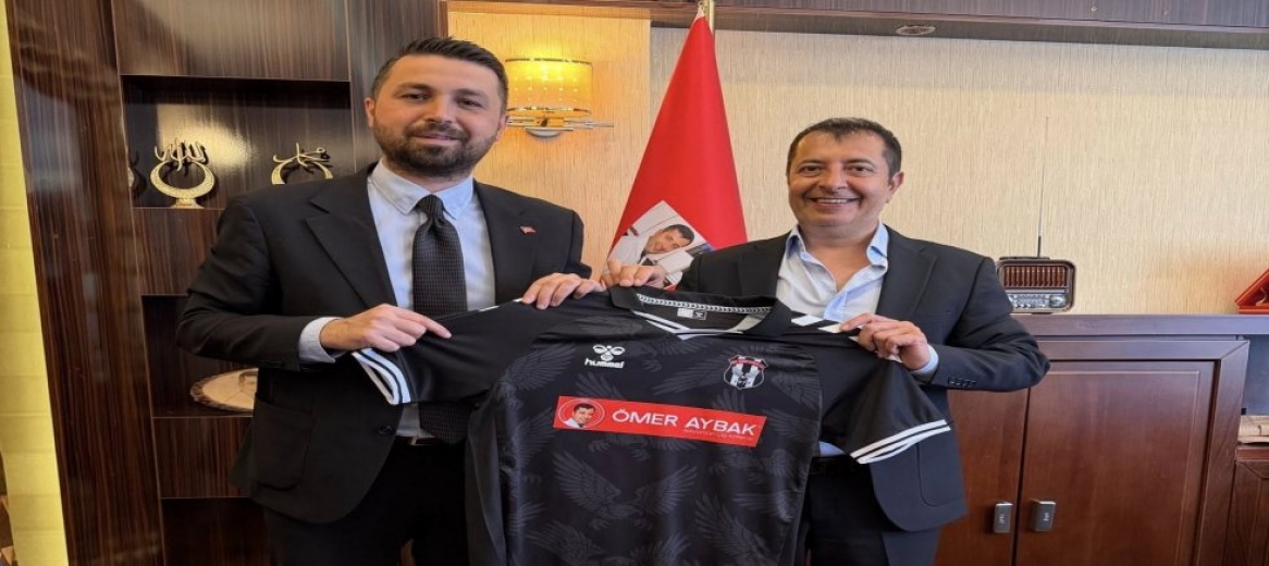 İstanbul Gençlerbirliği’nden Ömer Aybak’a Anlamlı Teşekkür