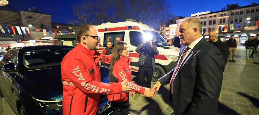 İSTANBUL’UN 4 MEYDANINDA VE TÜM ULAŞIM NOKTALARINDA İFTAR SEFERBERLİĞİ 