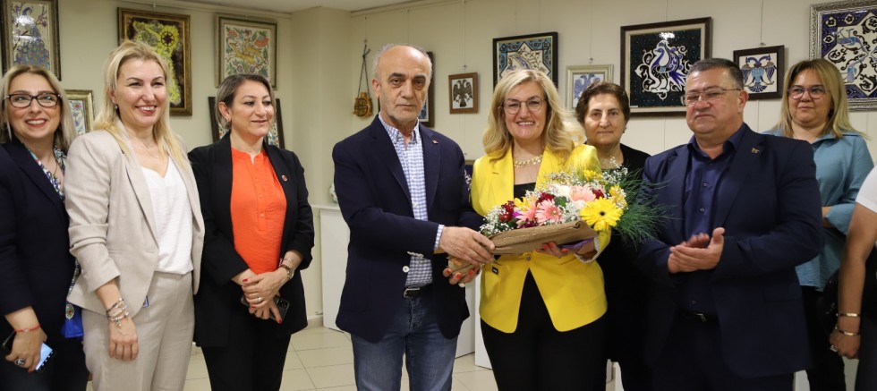 Kartal Belediyesi Çini Öğrencilerinden Muhteşem Sergi