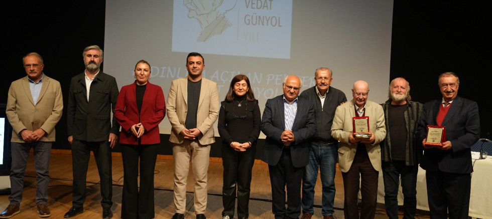 Kartal’da  “Aydınlığa Açılan Pencere: Vedat Günyol Paneli” Gerçekleşti