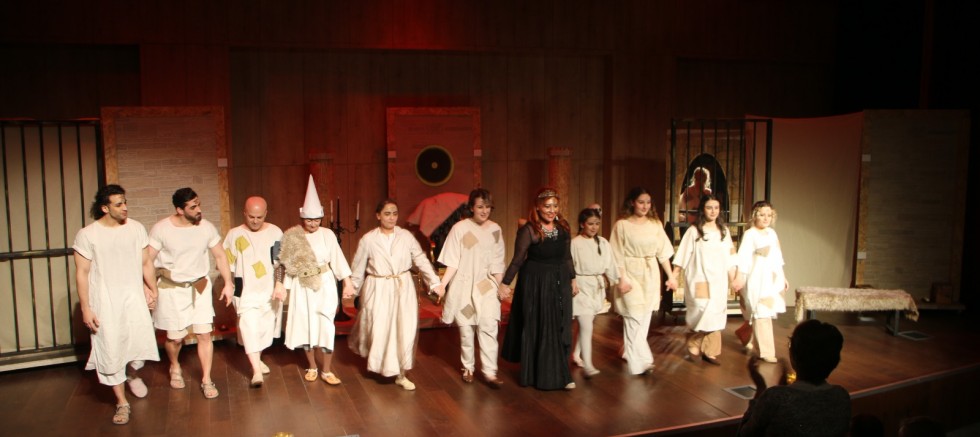 Kartal’da Tiyatro Rüzgârı: Hafta Boyunca Perdeler Kapanmıyor!