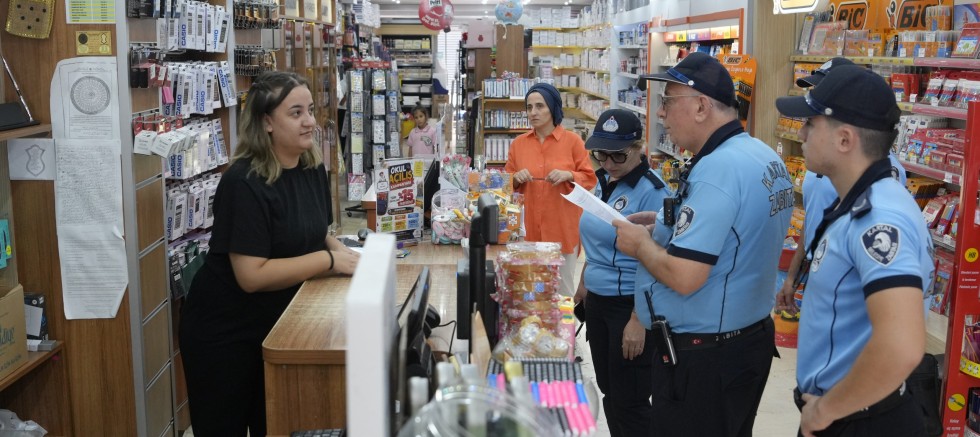 Kartal Zabıtasından Kırtasiyelere Sıkı Denetim