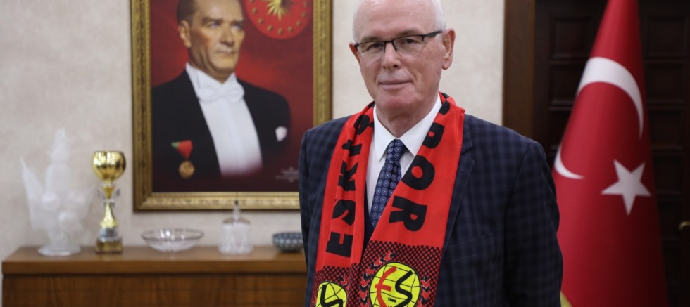 Kazım Kurt: “Biz, Eskişehirspor’un hakkını yedirmemek için mücadele ediyoruz”
