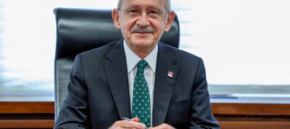 kilicdaroglu-tugva-cilari-yerlestirmek-icin-turkiye-nin-en-parlak-zihinlerini-ekmeksiz-biraktiniz.jpg