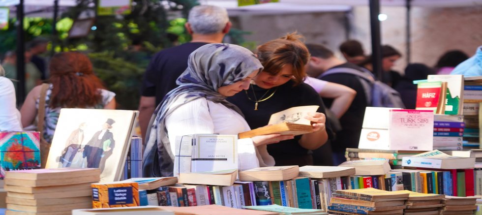 15. BEYOĞLU SAHAF FESTİVALİ KAPILARINI AÇTI
