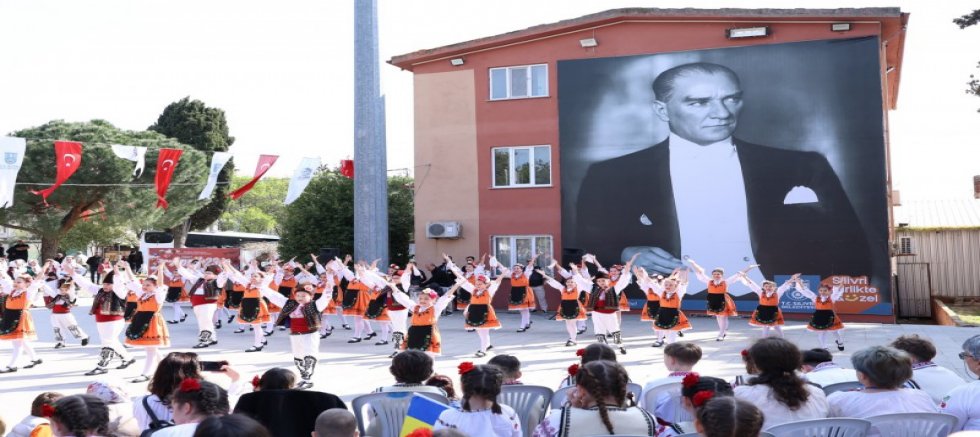 23 Nisan nedeniyle 10 ülkeden gelen 19 ekip Silivri’de ağırlandı