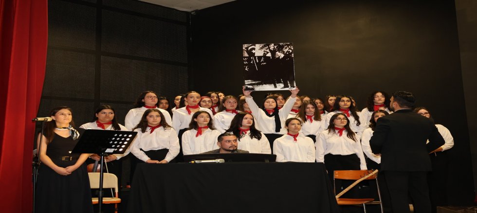 24 Kasım Öğretmenler Günü Çatalca’da Tören ve Programlarla Kutlandı