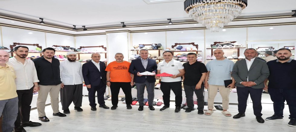 Abdurrahman Dursun’dan Sultangazi’de GAMAS Ayakkabı’ya Ziyaret