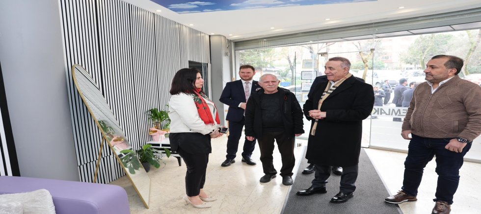 Abdurrahman Dursun Esnafla Buluştu: “Cumhuriyet Mahallemizde Pazar Bereketi Vardı”