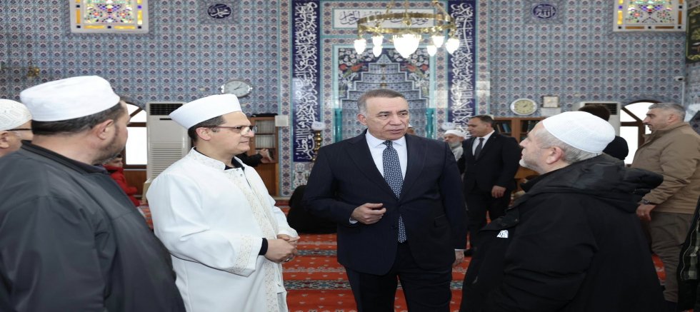 Abdurrahman Dursun Ramazan’ın İlk Cumasında Cebeci Birlik Camii’nde Vatandaşlarla Buluştu