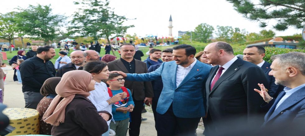 AK Parti İstanbul’da “Türkiye Yüzyılı Buluşmaları”: 39 İlçede 1494 Program Gerçekleştirildi