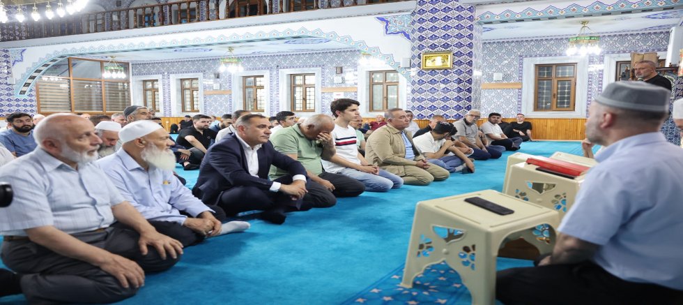AK Parti Sultangazi’den Vefat Eden Teşkilat Mensupları İçin Mevlid-i Şerif Programı