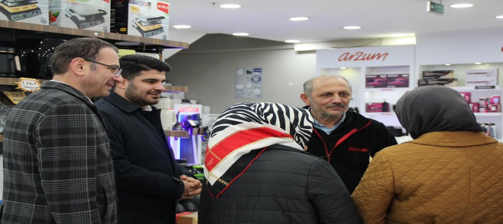 AK Parti Sultangazi Gençlik Kolları Başkanından Esnaf Ziyareti