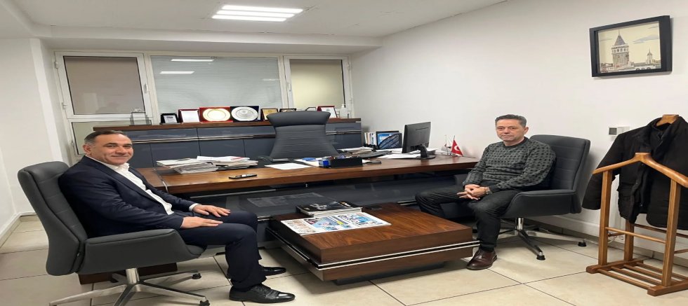 AK Parti Sultangazi İlçe Başkanı Kamacı’dan İzzet Açıkgöz’e İş Yerinde Ziyaret