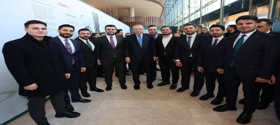 AK Parti Sultangazi İlçe Gençlik Kolları Başkanı Yunus Emre Yıldız’dan Cumhurbaşkanı Erdoğan’a Vefa Mesajı