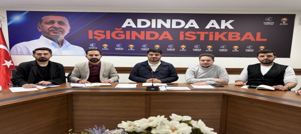 AK Parti Sultangazi İlçe Gençlik Kolları Haftalık Olağan Toplantısını Gerçekleştirdi