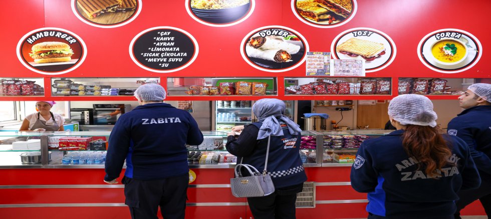 Arnavutköy Belediyesi Okul Kantinlerinde Sağlıklı ve Güvenli Gıda İçin Sahada