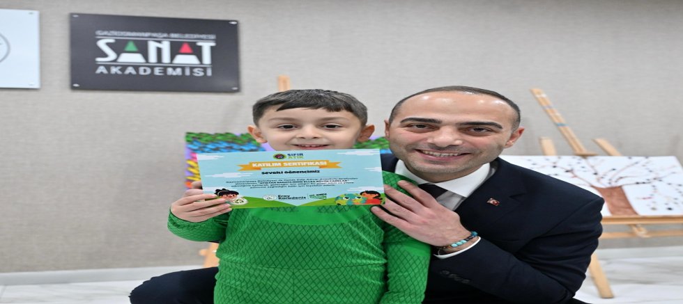 ATIKLARIN SANAT YOLCULUĞU: MİNİK ELLERDEN BÜYÜK FARKLAR