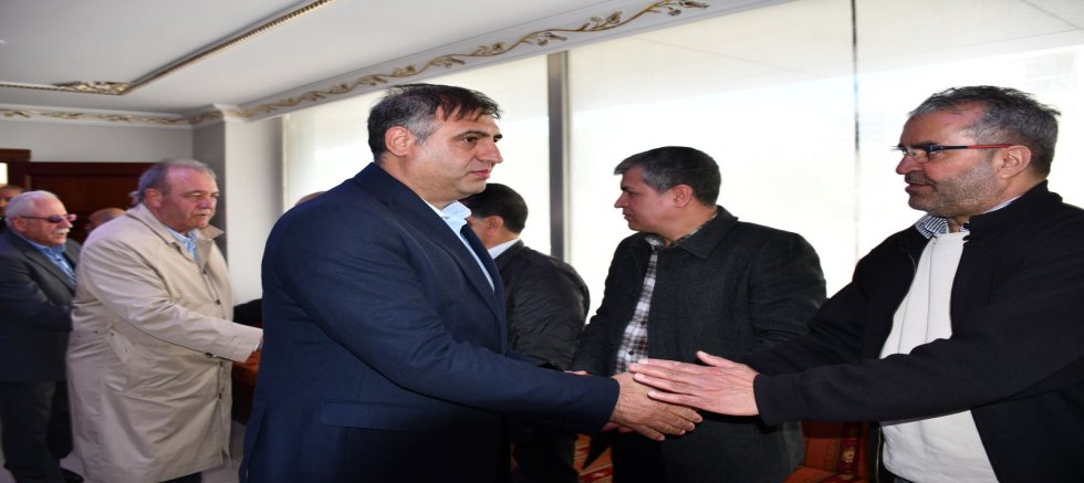 Av. Ali Acar ve Anadolu Konfederasyonu Üyeleri, Adıyaman Vakfı'ndaki Taziye Programlarında Acıya Ortak Oldu