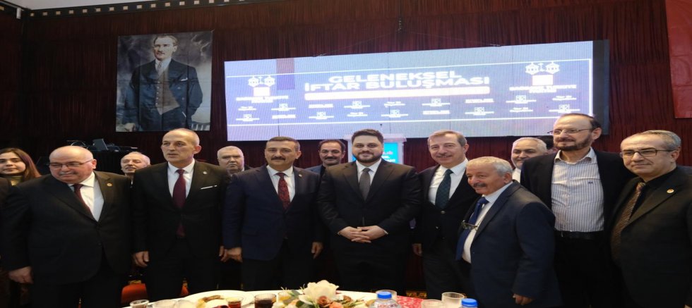 Bağımsız Türkiye Partisi (BTP) Genel Başkanı Hüseyin Baş partisinin Bursa İl Teşkilatınca düzenlenen iftar programına katıldı.