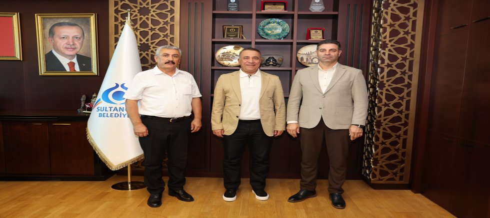 Başkan Abdurrahman Dursun, MHP Sultangazi İlçe Başkanı Yakup Bildik'i Ağırladı