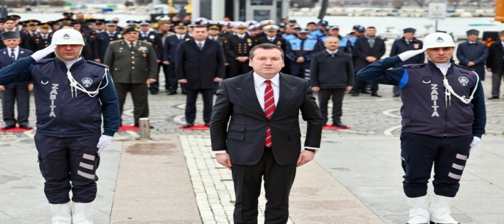 Başkan Balcıoğlu, 18 Mart nedeniyle çelenk sunma törenine katıldı