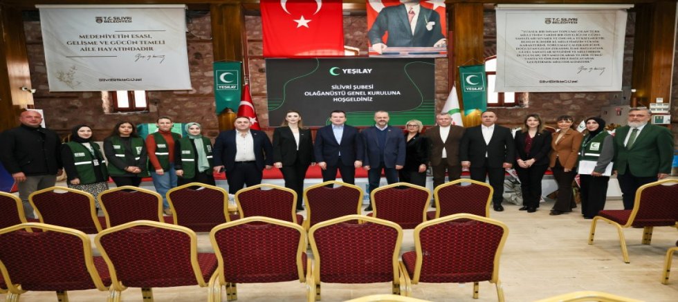 Başkan Balcıoğlu, Yeşilay Silivri Şubesi’nin Olağanüstü Genel Kurul Toplantısı’na katıldı