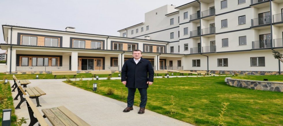 Başkan Balıoğlu Velalı Hala Huzurevi’ndeki çalışmaları kontrol etti