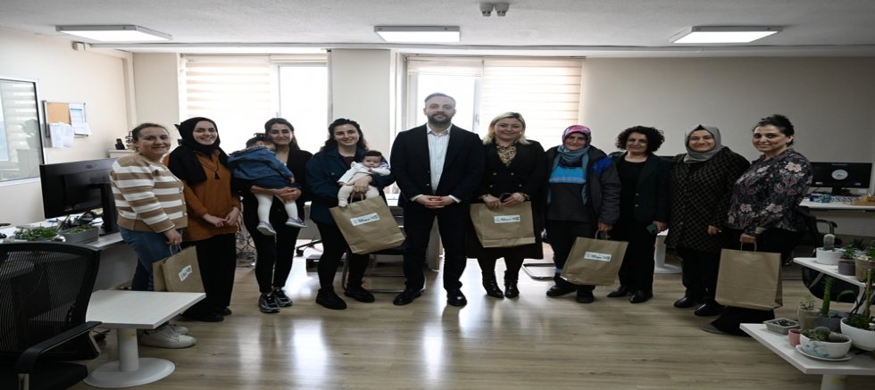 BAŞKAN VEKİLİ ERAY KARADENİZ, PERSONELİN 8 MART DÜNYA KADINLAR GÜNÜ’NÜ KUTLADI