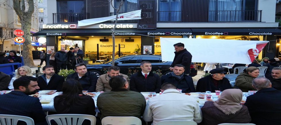 Beşiktaş’ta Sokak İftarı: Birlik ve Bereket Sofrası