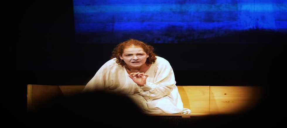 BEŞİKTAŞ’TA “TEN RENGİ” TİYATRO OYUNU SAHNELENDİ