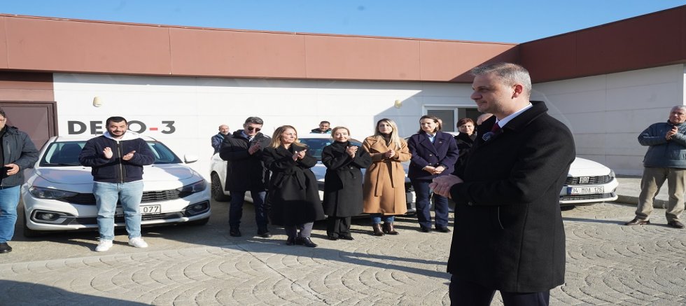 BEYLİKDÜZÜ BELEDİYESİ RAMAZAN’DA İHTİYAÇ SAHİBİ AİLELERİN YANINDA