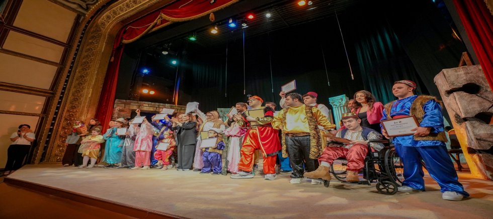 BEYOĞLU’NDA SAHNE ENGEL TANIMADI: ÖZEL YETENEKLERİN PERFORMANSI BÜYÜK BEĞENİ TOPLADI