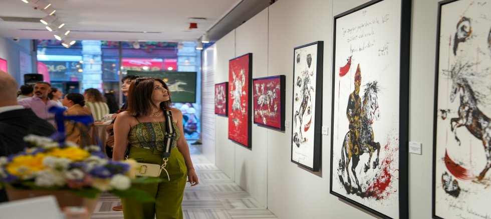 Beyoğlu’nda “SIR-AT” Resim Sergisi Açıldı