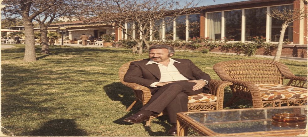 Bilal Güzelaydın, 80’ler Akımına Katıldı
