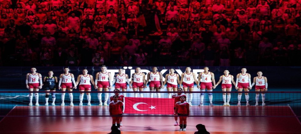 Bülent Çakar’dan Filenin Sultanları’na Tebrik Mesajı