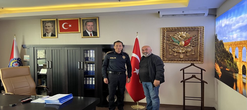 Bülent Çavuş’tan Arınç Çevik’e Hayırlı Olsun Ziyareti