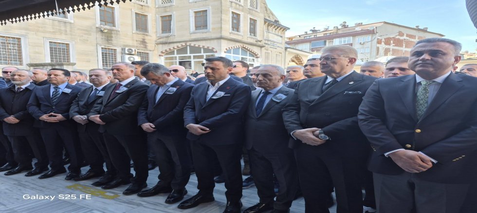 Çebi Ailesinin Kardeş Acısı: Ömer Çebi Son Yolculuğuna Uğurlandı