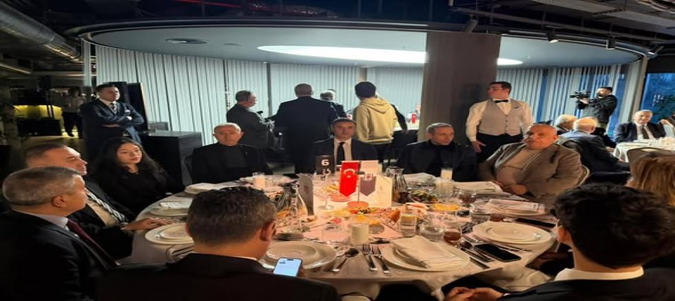 CHP Beşiktaş İlçe Başkanı Mehmet Arslan, Beşiktaş Kulübü İftar Programında Bir Araya Geldi