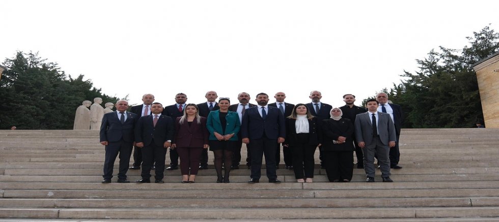 CHP  Beyoğlu'ndan anlamlı başlangıç: İlk ziyaret Anıtkabir’e
