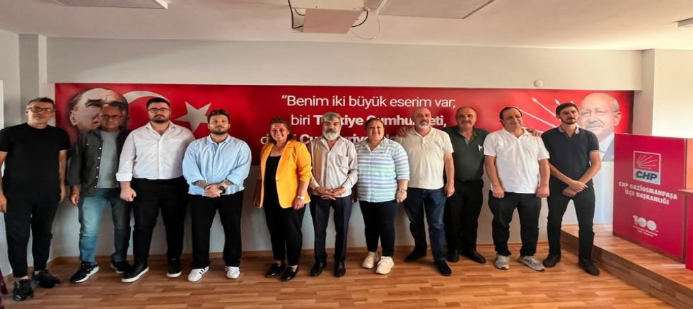 CHP Gaziosmanpaşa’da Yeni Yönetim Belirlendi: Özge Çamcı Başkanlığında Yeni Dönem