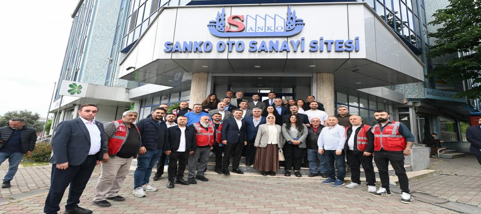 CHP İl Başkanı Özgür Çelik ve CHP Sultangazi İlçe Başkanı Kanber Koçak’tan Sanko Oto Sanayi Sitesi Ziyareti