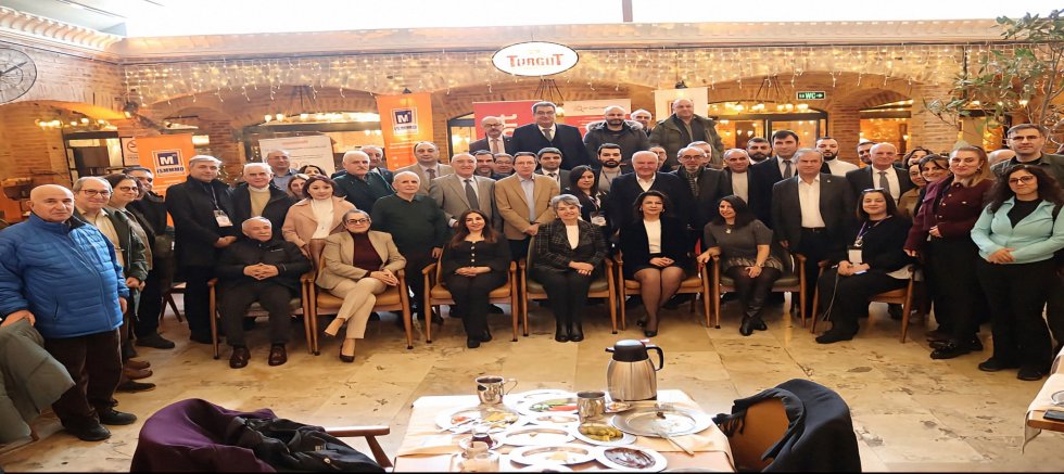 CHP İstanbul İl Sekreteri Soner Özimer, İSMMMO Etkinliklerinde Mali Müşavirlerle Buluştu