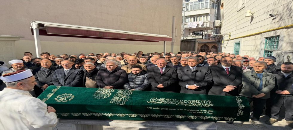 CHP İstanbul İl Sekreteri Soner Özimer, Mustafa Cabbaroğlu’nun Cenaze Namazına Katıldı